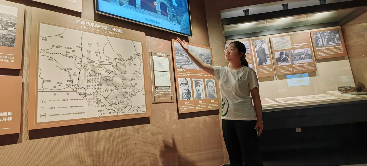 图为河南博物馆《出彩中原——河南红色文化陈列》展览.png