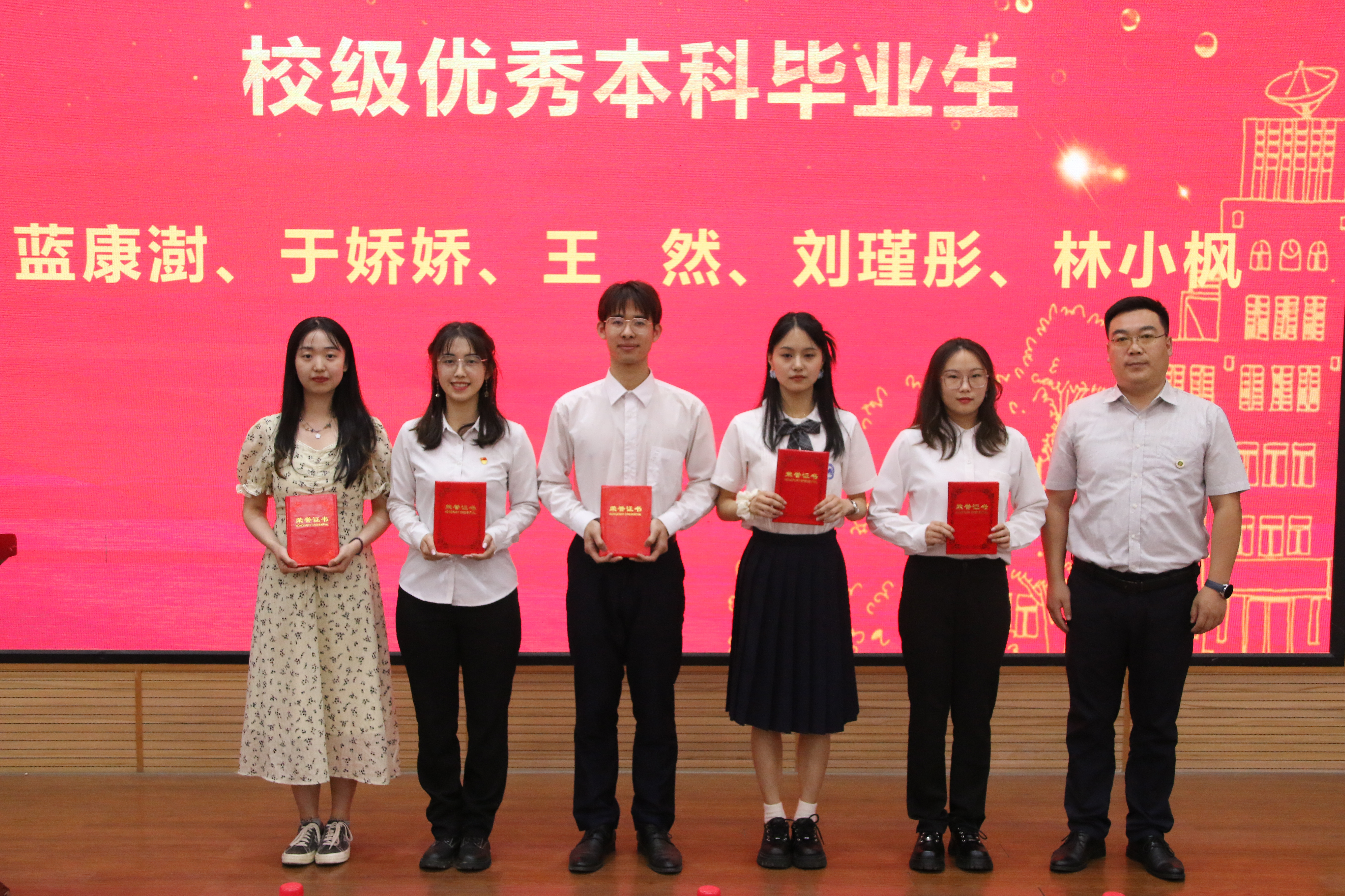 d4b9bda87808413d907edcb2c165075c.jpg